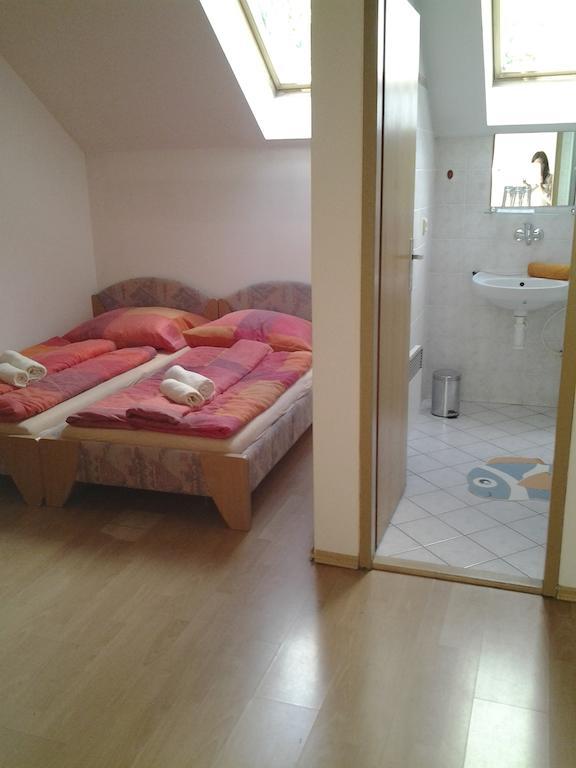 Penzion Richnava Stiavnicke Bane Zimmer foto