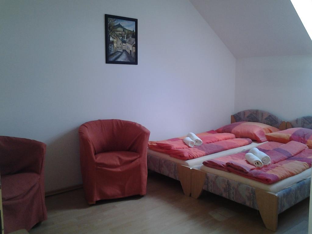 Penzion Richnava Stiavnicke Bane Zimmer foto