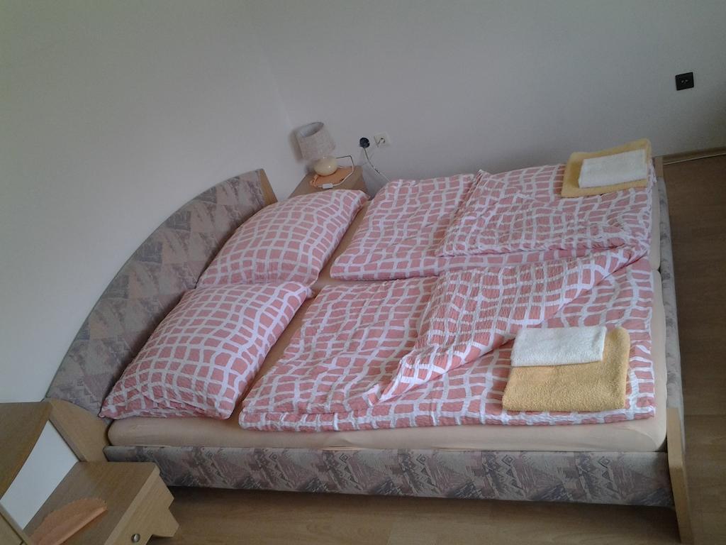 Penzion Richnava Stiavnicke Bane Zimmer foto